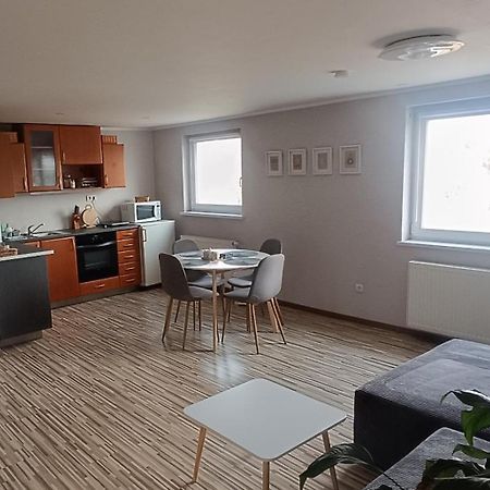 Apartman S Vyhladom Na Bojnicky Zamok Бойнице Екстериор снимка