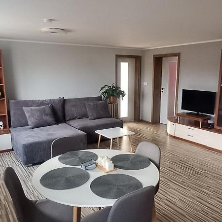Apartman S Vyhladom Na Bojnicky Zamok Бойнице Екстериор снимка