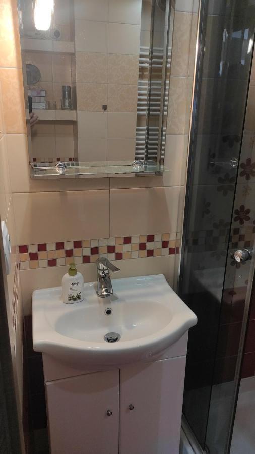 Apartman S Vyhladom Na Bojnicky Zamok Бойнице Екстериор снимка
