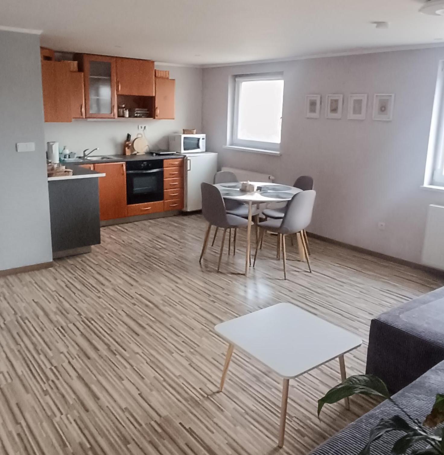 Apartman S Vyhladom Na Bojnicky Zamok Бойнице Екстериор снимка