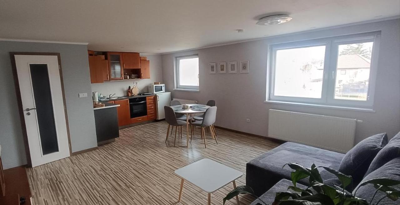 Apartman S Vyhladom Na Bojnicky Zamok Бойнице Екстериор снимка